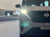 LEDヘッドランプです☆広く明るい視野で夜間運転を安全サポートしてくれます!これで夜道の運転も安心して運転できますね♪