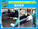 室内の洗浄清掃、さらに除菌抗菌を消臭を行います。グローブボックスなど、簡易に取り外せるパーツは取り外して清掃を行うことでよりキレイに仕上げることが出来ます。