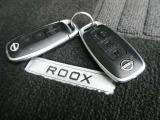 インテリジェントキーは、このリモコンキーを身につけているだけで、ドアロックの施錠開錠、エンジンスイッチのON/OFFがワンタッチで可能なんです♪