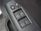 ◆パワーウィンドウスイッチ◆運転席から全席の窓の開閉操作を行うことが出来いつでも換気ができます!