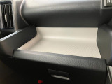 延長保証につきましてはお求めいただく車両によって保証料が異なりますので、当店スタッフまでお気軽にお問い合わせくださいませ。
