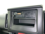 天候・交通情報収集の必需品。AM・FMラジオ付き。