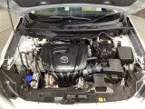 SKYACTIV-G搭載!爽快なパワーフィールと低中速の豊かなトルクによる実用域での扱い易さを是非体感して下さい!エンジンルーム内の清掃も行き届いております♪