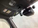 Hondaセンシング搭載!ミリ波レーダーと単眼カメラで、クルマの前方の状況を認識。ブレーキやステアリングの制御技術と協調し、安心・快適な運転や事故回避を支援する先進のシステムです!