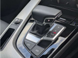 中古車情報はもちろん、新車・サービスの最新情報を掲載。ホームページは http://www.ideal-hp.com