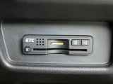 高速道路や有料道路の必需品のETCを設置しています。本体の収納やカードの出し入れに便利なスマートインタイプです。カードを入れるだけで、料金所をノンストップ&キャッシュレスで通過出来ます★☆★☆