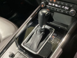 全てのトランスミッションのメリットを兼ね備えた理想的なAT、それがSKYACTIV-DRIVE(スカイアクティブドライブ)です。「滑らかな変速」「ダイレクト感あふれるシフトフィール」そして「低燃費」です!
