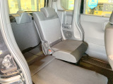 【シートアレンジ】荷物や乗車人数に合わせてシートを調整でき、幅広いシーンに対応できます。
