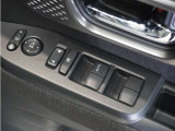 ◆パワーウィンドウスイッチ◆運転席から全席の窓の開閉操作を行うことが出来いつでも換気ができます!