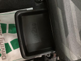 運転席/助手席にはシートヒ-タ-を完備!寒い時期にうれしい装備です♪