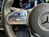 メモリー付きパワーシートが装備されている車両はシートの位置・ドアミラーの角度・ハンドルの位置を3名まで記憶出来ます。