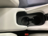 豊富に在庫を取り揃えています!軽自動車からミニバン、セダン、SUV、話題のハイブリッド車など続々入荷しております♪