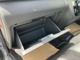 車検証入れや小物も入ります!
