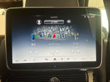 初年度登録から3年間は新車保証(メルセデスケア)を継承して、ご利用になれます。メルセデスケアは一部消耗品や、定期点検までも保証対象となりますので、保証が広範囲です。※詳しくはスタッフまでお問合せ下さい