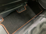 随時、300台ほど掲載・更新をしております。