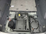 Audi正規ディーラーが高品質をお約束。高度な訓練と教育を受けたAudi選任メカニックが、100項目に及ぶ精密な点検を実施します。全てをクリアしたAudi車だけがあなたのお手元に。