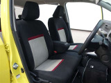 見通しのよいすっきりとした視界で、誰でも運転しやすいです。運転のしやすさは疲れにくさにも繋がりますよ♪