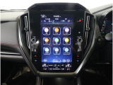11.6インチの縦型ディスプレイに、ナビゲーション機能をはじめ、エンターテインメント、車両情報、エアコン操作、各種設定などを集約。タブレットのような感覚で、直感的に操作できます。