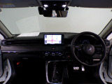【ルームクリーニング】せっかく乗るならピカピカの車がいいですよね!当店は、他社では省きがちな細部に至るまで、徹底した清掃を行っております。