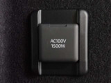 非常時やキャンプなどに役立つAC100Vコンセント付きです。