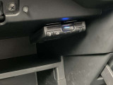 もちろん料金所もスムーズに通過できるETCユニットがあります