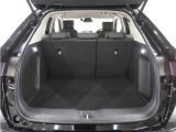 ◆フル乗車でもしっかり荷物を収納出来るラゲッジスペースです。普段の買い物でしたらしっかり積める十分な荷室スペースが確保されています。