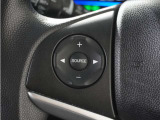 ◆オーディオリモコンスイッチ◆ハンドルにスイッチが装備されてます。視点をそらすことなく、ボリューム調整・オーディオソース切替・選曲が出来ます。安全運転しながら操作が可能になりました。
