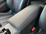 長時間の運転でも疲れにくく、オーナー様の事だけを考えて作成したBMWならではのとっておきのシートです。