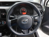 ぜひ展示車の運転席に座ってみてください。