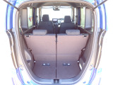 ◆定員乗車時のカーゴルームです。普段のお買い物の荷物やたくさんの収納が可能です。