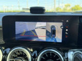 メルセデス・ベンツの定める厳しい基準をクリアしたお車のみをご案内させて頂きます。納車前整備はメーカー規定に基づき最大100項目にも及ぶ点検を熟練のメカニックによって行いご納車させて頂きます。