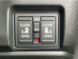 両側電動スライドドアで乗り降り楽ちん♪