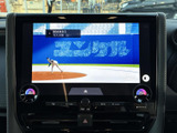 停車時に映像を楽しめるTV機能。お好みの番組や映画を鑑賞し、リラックスしたひとときを過ごせます。
