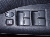 全てのドアガラスを運転席での操作が可能!窓を開けて走るドライブも気持ちがいいですよね!!♪