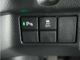◆障害物センサー◆車庫入れの時などに近くに障害物がある場合、障害物までの距離を音で知らせてくれます。