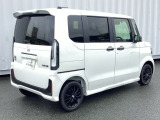 こちらの車両は、試乗車として使用している車両となっております。そのため走行距離の変動がございます。ご了承ください。