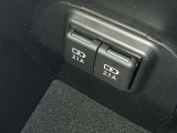充電用USB端子付き。スマートフォンなどの充電に便利です。