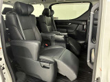 サービス工場完備。車検・メンテもお任せください!