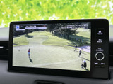 停車時に、映像やテレビを視聴できます。移動時間を有効活用し、快適なひとときを過ごせるでしょう。