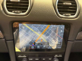 携帯電話接続機能、オーディオインターフェース、ポルシェカーコネクトを含むポルシェコミュニケーションマネジメント (PCM)