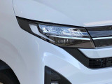 ☆オートライト機能☆車外の明るさに応じて自動的にヘッドランプを点灯・消灯。夕暮れ時やトンネルなどで役立ちます!