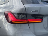 また、BMW正規認定中古車は、エマージェンシーサービスが自動付帯。24時間365日、皆様のカーライフをサポート致します。確かな安心のうえで、「駆けぬける歓び」をご堪能ください。