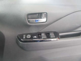 運転席ドア内張り