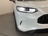 【LEDヘッドライト】ディスチャージヘッドライト(HID)と同等の明るさで、夜道や雨天走行が明るく視界良好!!