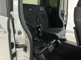 当店での販売車両は、車検整備はもちろん、車検残ありの車両でも点検整備をしっかり終わらせてからお客様へ引き渡し致しますので、安心してご購入いただけます♪