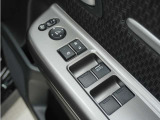 ◆パワーウィンドウスイッチ◆運転席から全席の窓の開閉操作を行うことが出来いつでも換気ができます!