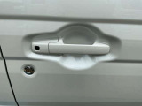 別途費用で全国登録、納車可能になりますのでお気軽にお問合せください。