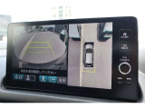 【マルチビューカメラシステム】車を上空から見た視点をナビ画面に表示。駐車での運転を安全にサポートします!
