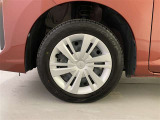 タイヤサイズは 165/65 R14 です。