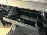 気になるお車は三日間の「商談中」お取り置きも可能です。ご相談ください!